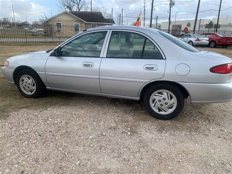 1999 ford escort for sale